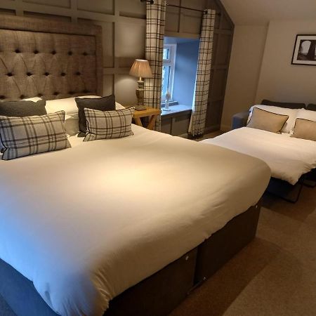 The Fenwick Steak & Seafood Pub Hotel Claughton ภายนอก รูปภาพ