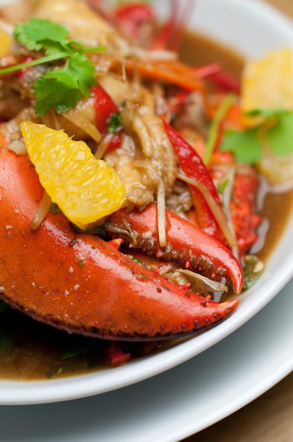 The Fenwick Steak & Seafood Pub Hotel Claughton ภายนอก รูปภาพ
